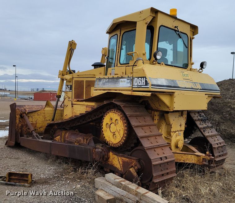image for item DN3671 Caterpillar D6H Series II dozer