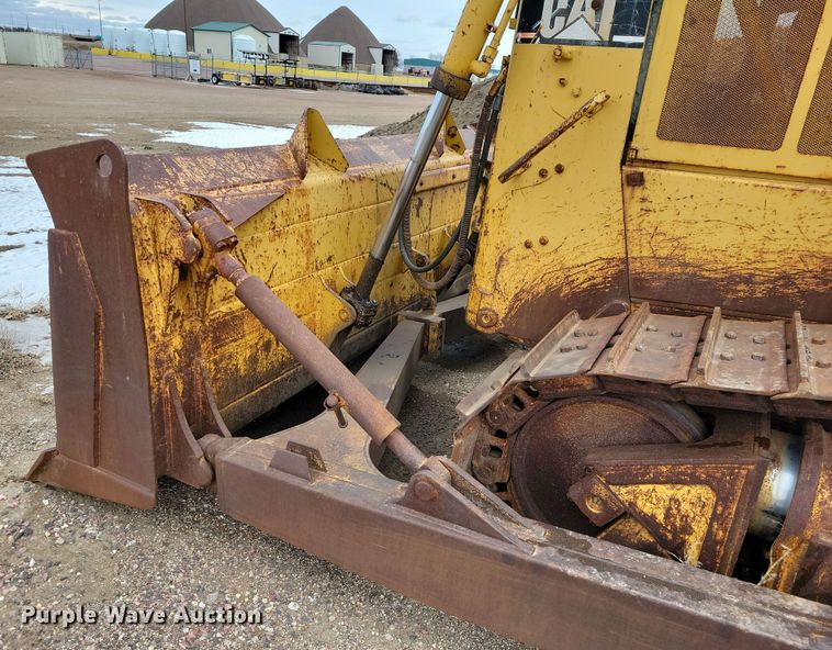 image for item DN3671 Caterpillar D6H Series II dozer