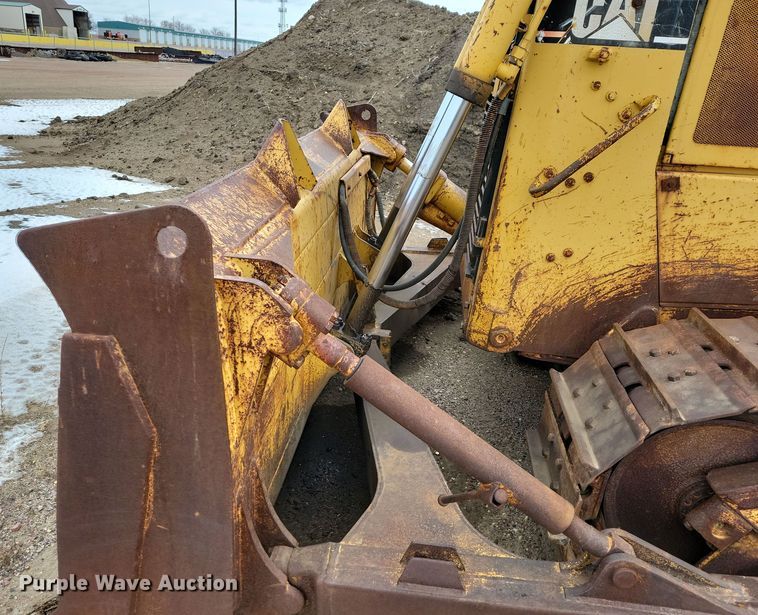 image for item DN3671 Caterpillar D6H Series II dozer