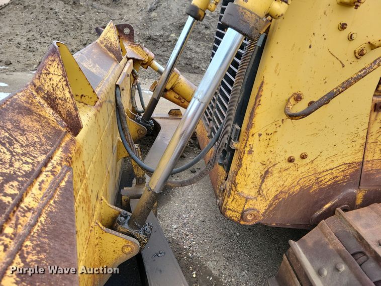 image for item DN3671 Caterpillar D6H Series II dozer