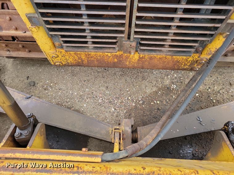 image for item DN3671 Caterpillar D6H Series II dozer