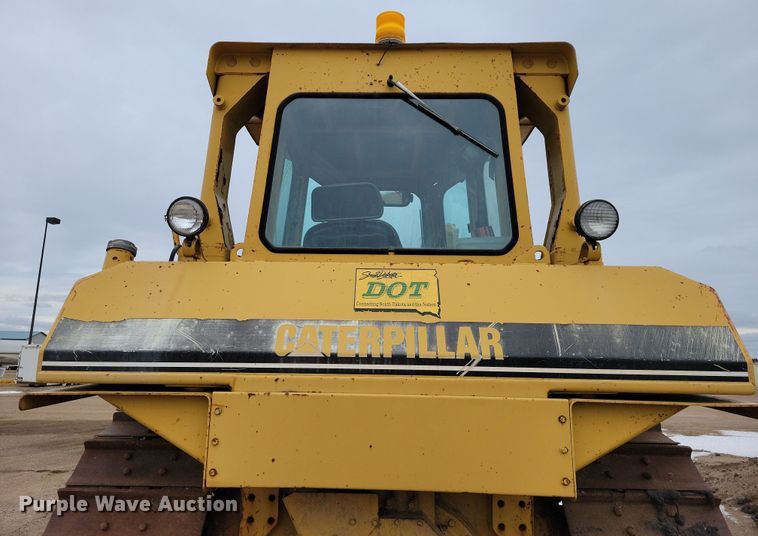 image for item DN3671 Caterpillar D6H Series II dozer