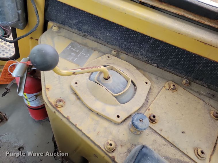 image for item DN3671 Caterpillar D6H Series II dozer