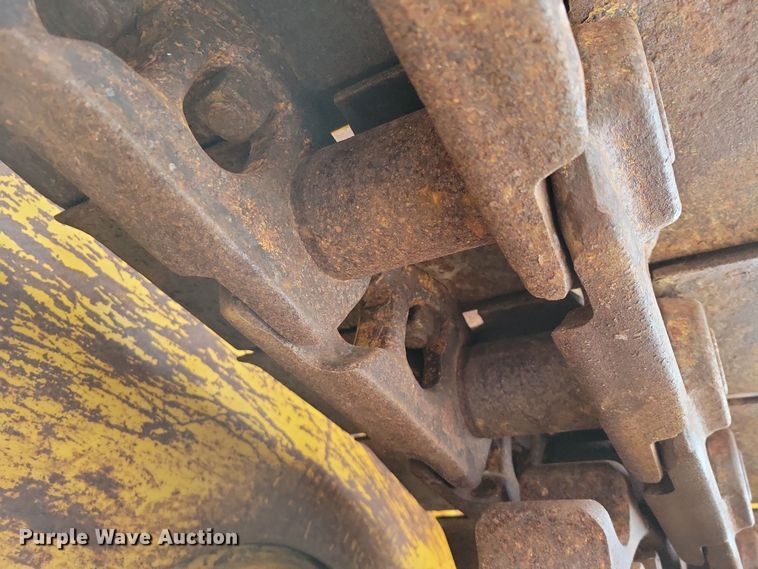 image for item DN3671 Caterpillar D6H Series II dozer