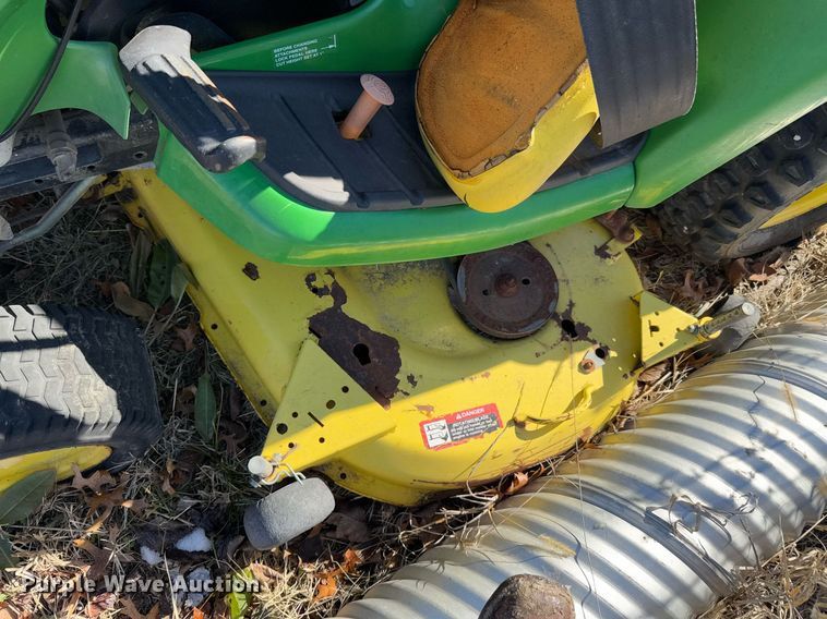 image for item DO0240 2008 John Deere X520 lawn mower