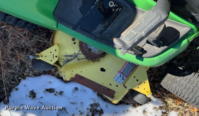 image for item DO0240 2008 John Deere X520 lawn mower