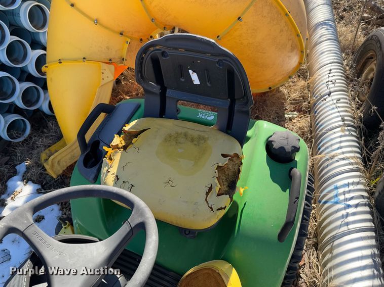 image for item DO0240 2008 John Deere X520 lawn mower