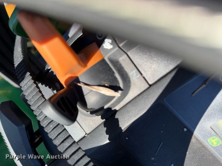 image for item DO0240 2008 John Deere X520 lawn mower