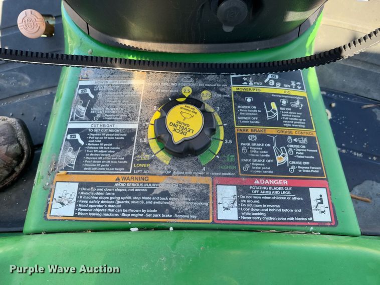 image for item DO0240 2008 John Deere X520 lawn mower