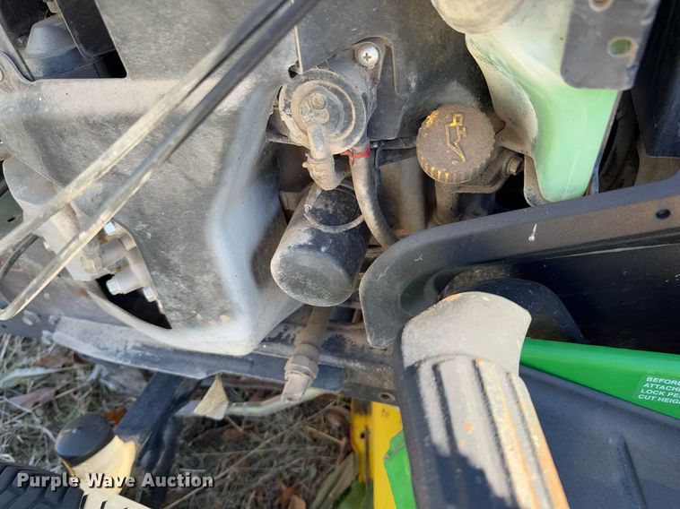 image for item DO0240 2008 John Deere X520 lawn mower