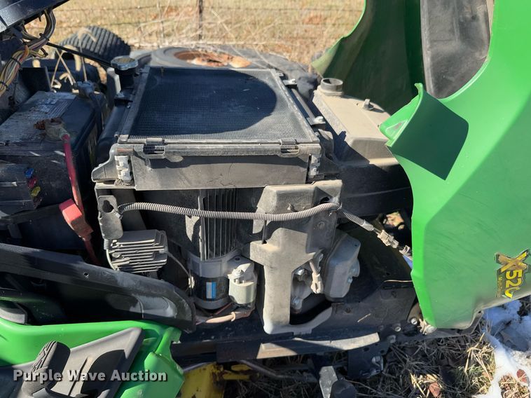 image for item DO0240 2008 John Deere X520 lawn mower