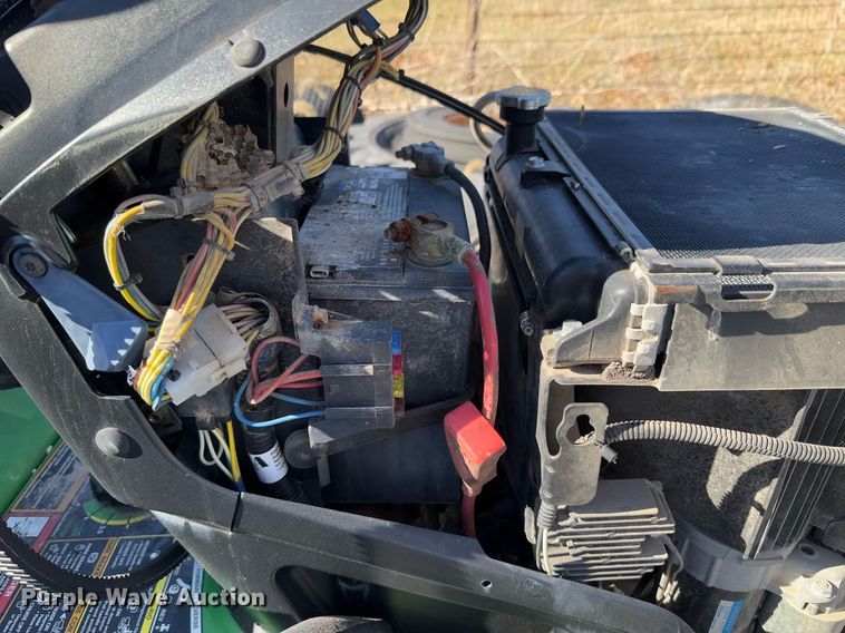 image for item DO0240 2008 John Deere X520 lawn mower