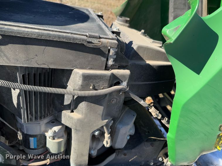 image for item DO0240 2008 John Deere X520 lawn mower