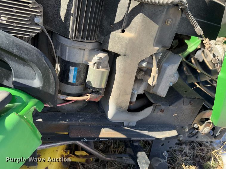 image for item DO0240 2008 John Deere X520 lawn mower