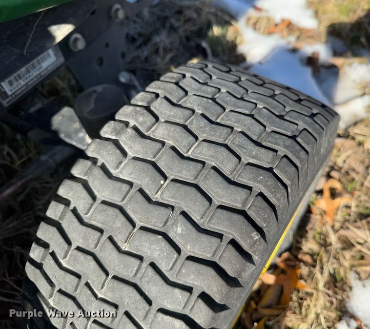 image for item DO0240 2008 John Deere X520 lawn mower