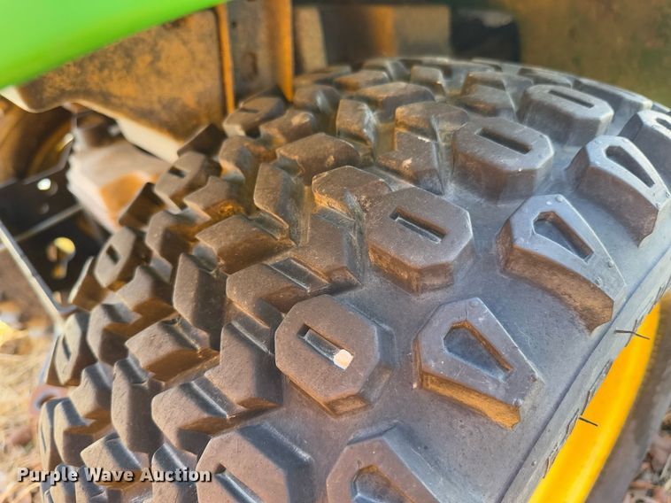 image for item DO0240 2008 John Deere X520 lawn mower