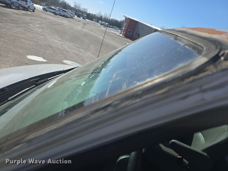 image for item DO7730 2006 Ford E350 Super Duty XL van