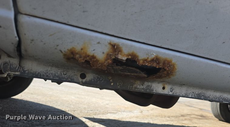 image for item DO7730 2006 Ford E350 Super Duty XL van