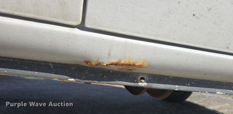 image for item DO7730 2006 Ford E350 Super Duty XL van