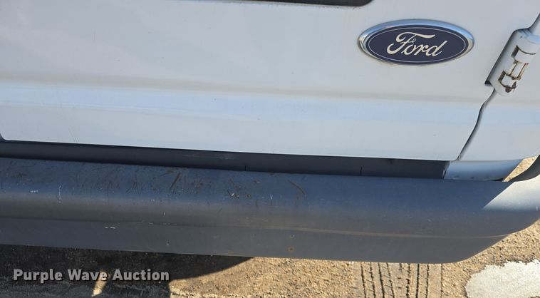 image for item DO7730 2006 Ford E350 Super Duty XL van
