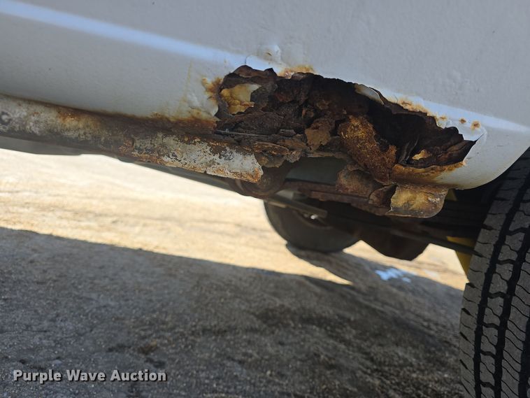 image for item DO7730 2006 Ford E350 Super Duty XL van