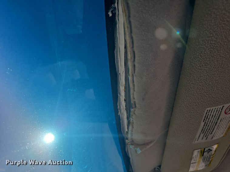 image for item DO7730 2006 Ford E350 Super Duty XL van