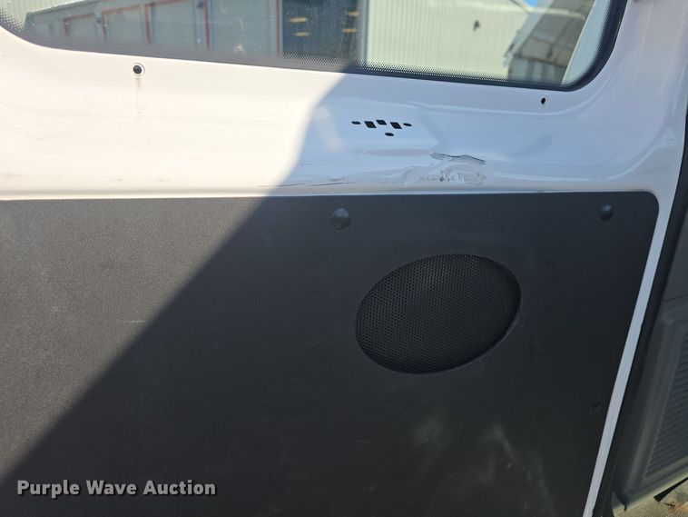 image for item DO7730 2006 Ford E350 Super Duty XL van