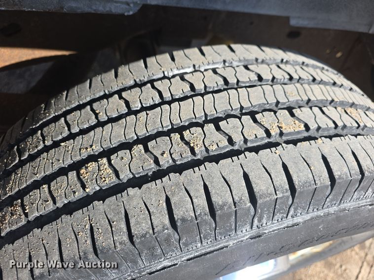 image for item DO7730 2006 Ford E350 Super Duty XL van