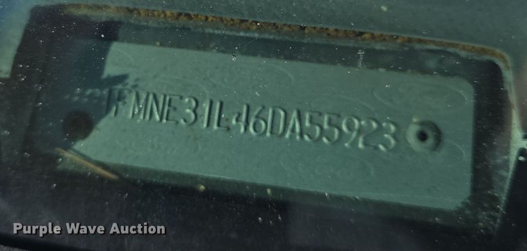 image for item DO7730 2006 Ford E350 Super Duty XL van