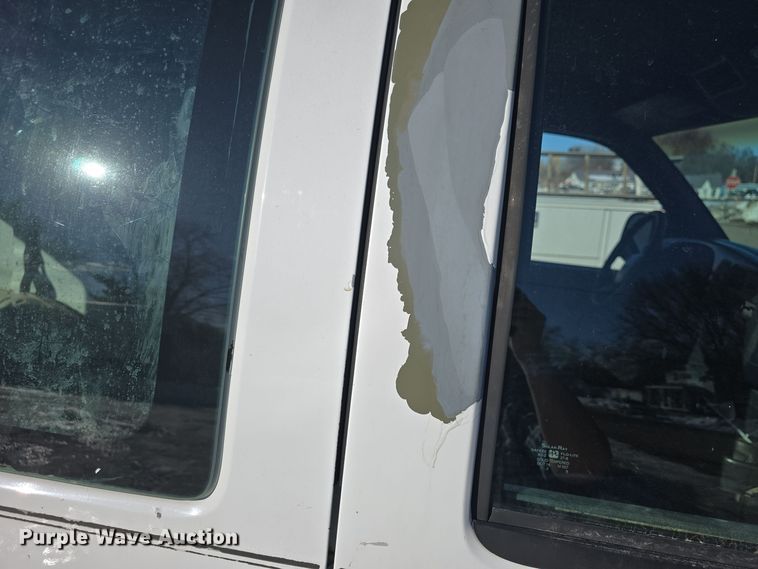 image for item DO7732 1999 Chevrolet Express 1500 van