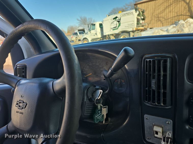 image for item DO7732 1999 Chevrolet Express 1500 van