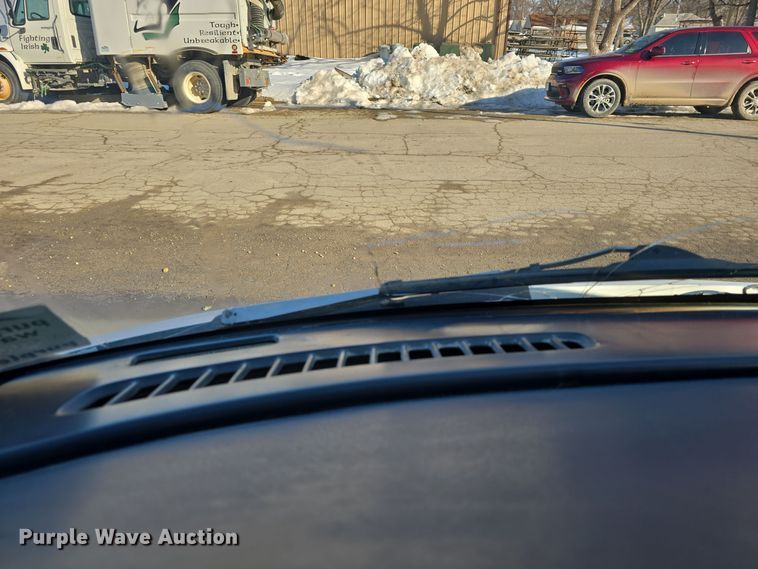 image for item DO7732 1999 Chevrolet Express 1500 van