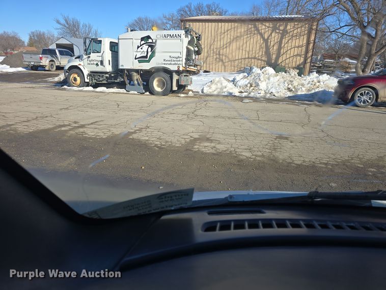 image for item DO7732 1999 Chevrolet Express 1500 van