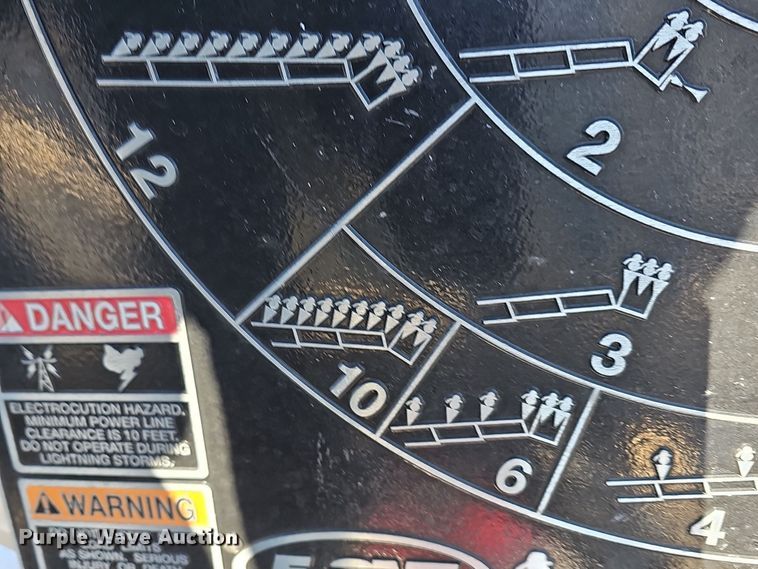 image for item DO7736 2000 Emergency One quint fire truck