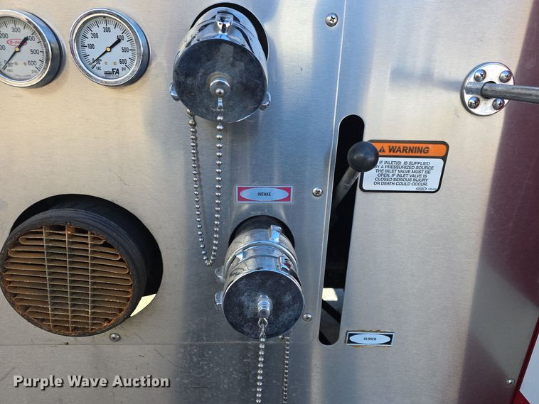 image for item DO7736 2000 Emergency One quint fire truck