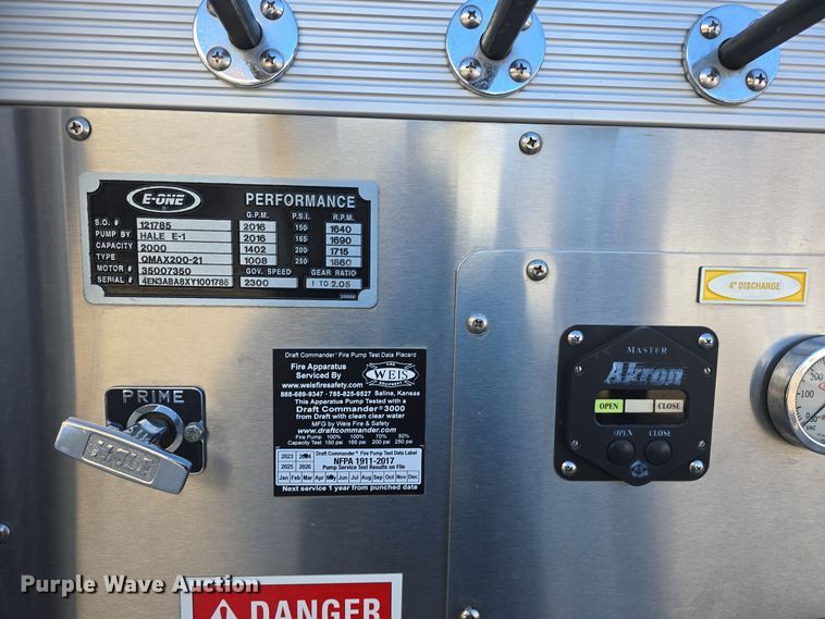 image for item DO7736 2000 Emergency One quint fire truck