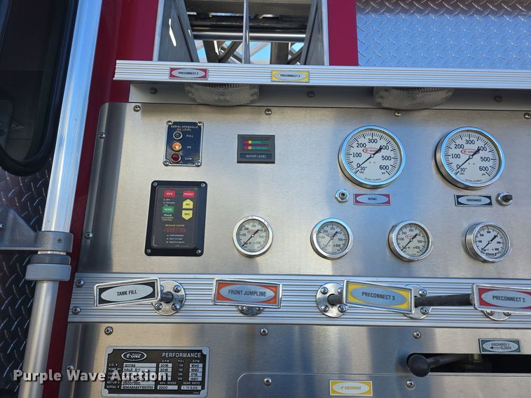 image for item DO7736 2000 Emergency One quint fire truck