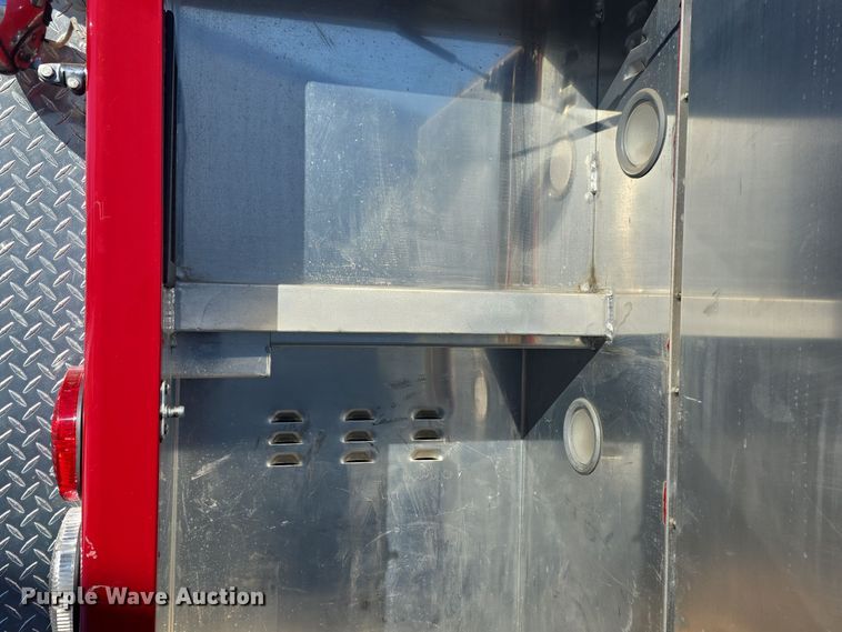 image for item DO7736 2000 Emergency One quint fire truck