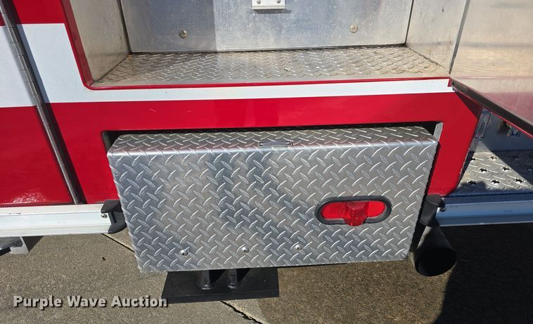 image for item DO7736 2000 Emergency One quint fire truck