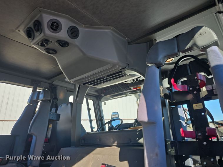 image for item DO7736 2000 Emergency One quint fire truck