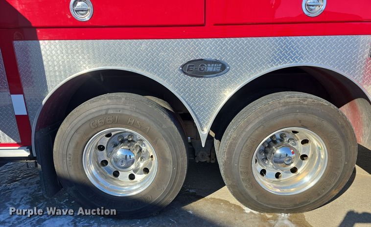 image for item DO7736 2000 Emergency One quint fire truck