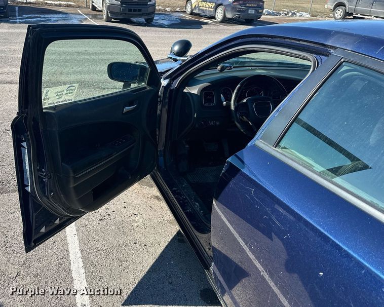 image for item DQ6585 2019 Dodge Charger Police 