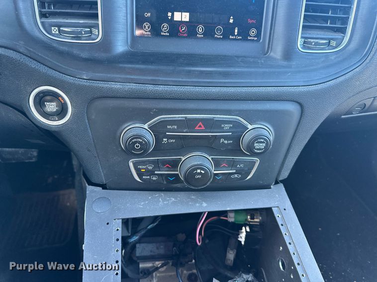 image for item DQ6585 2019 Dodge Charger Police 