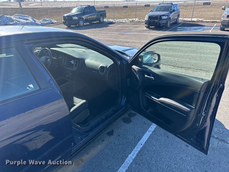 image for item DQ6585 2019 Dodge Charger Police 