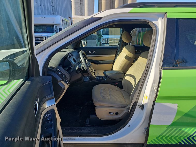 image for item DV0191 2017 Ford Explorer SUV