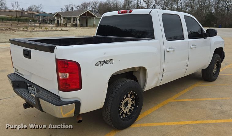 image for item DV1251 2010 Chevrolet Silverado 1500 Crew Cab pickup truck