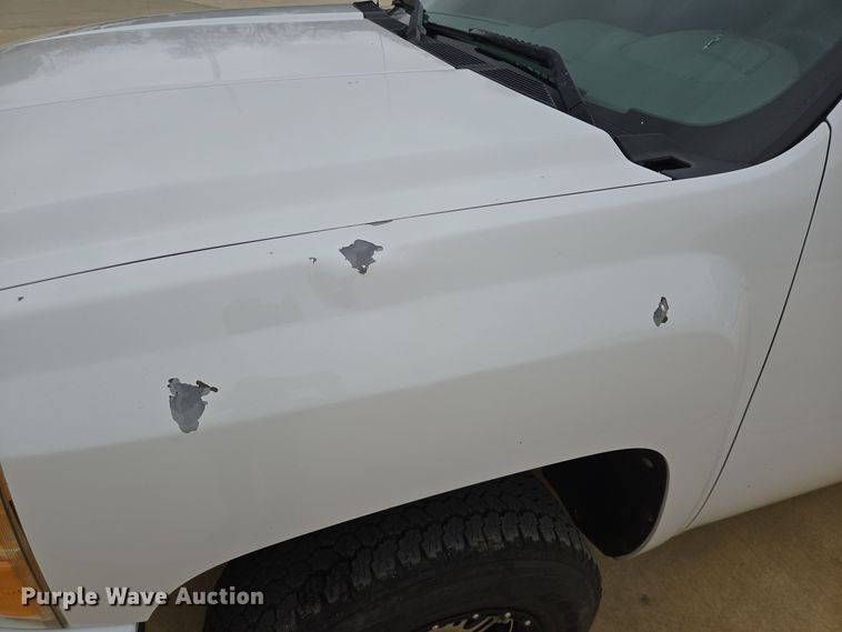 image for item DV1251 2010 Chevrolet Silverado 1500 Crew Cab pickup truck