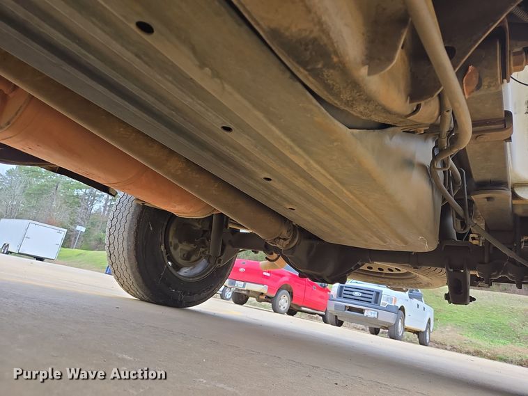 image for item DV1251 2010 Chevrolet Silverado 1500 Crew Cab pickup truck