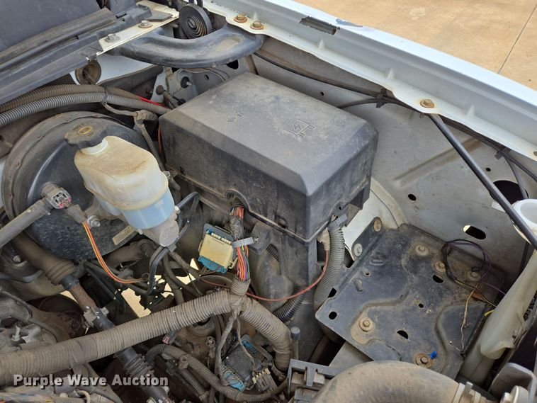 image for item DV1251 2010 Chevrolet Silverado 1500 Crew Cab pickup truck