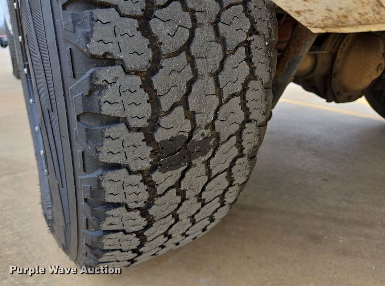 image for item DV1251 2010 Chevrolet Silverado 1500 Crew Cab pickup truck